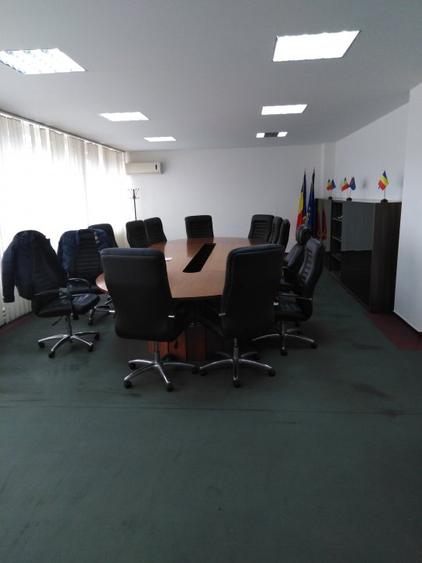 SPATIU COMERCIAL -BIROU