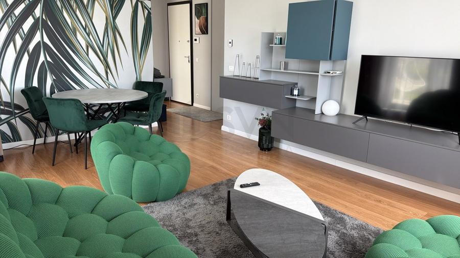REA1029827 Apartament 2 camere cu curte de 50 mp parter Luxuria Residence parcar