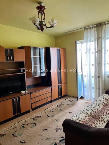 Apartament cu 2 camere decomandat in Alexandru cel Bun-Rond Zimbru