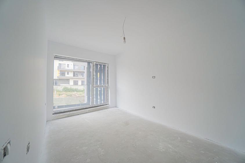 Tomis Nord - Vanzare apartament decomandat cu 3 camere, bloc nou.