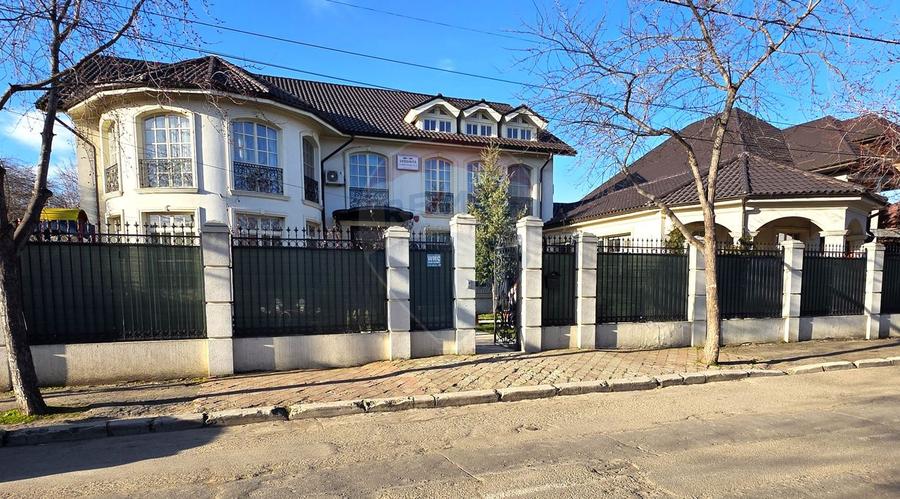VILA EXCLUSIVISTA IN CENTRUL BUZAULUI-Investitie cu venit imediat