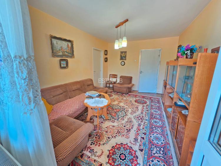 Apartament 2 camere liber la vanzare zona Astra str.Neptun etaj 1 balcon mare - 2