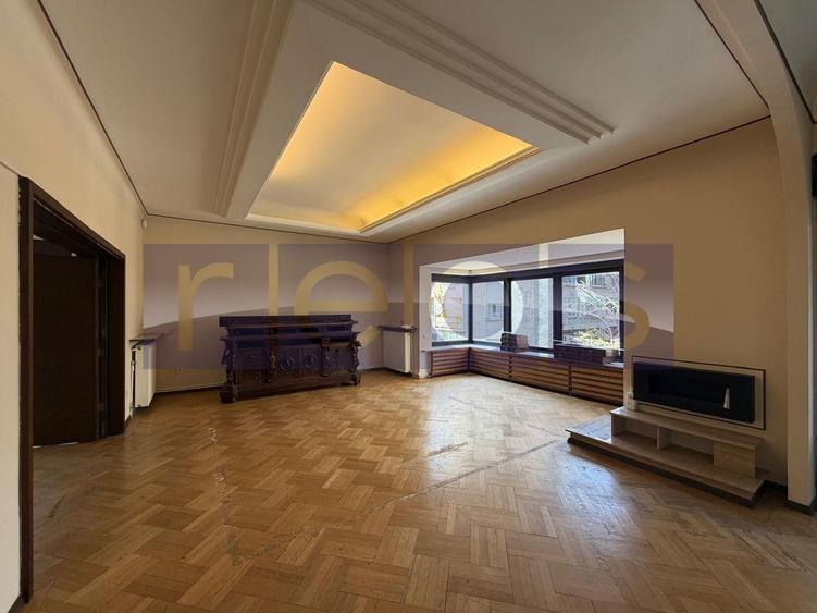 VANZARE APARTAMENT DEOSEBIT 5 CAMERE | 221MP  | BLV LASCAR CATARGIU | - 2