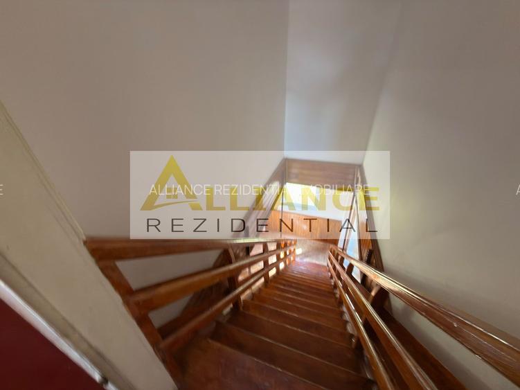 CASA INDIVIDUALA CU POTENTIAL COMERCIAL – CATELU, STRADA INDEPENDENTEI - 18