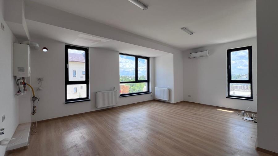 Apartament 4 camere pe 2 nivele, 96 mp + parcare inclusă