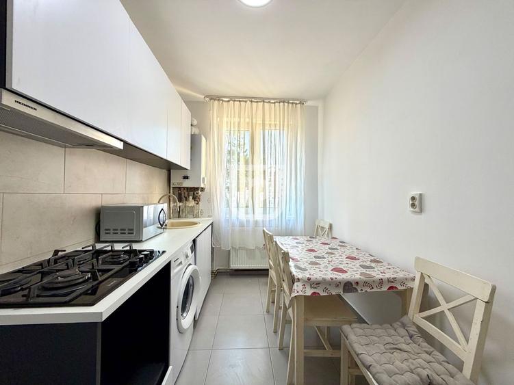 Apartament 2 camere, renovat, ultracentral, strada Marly
