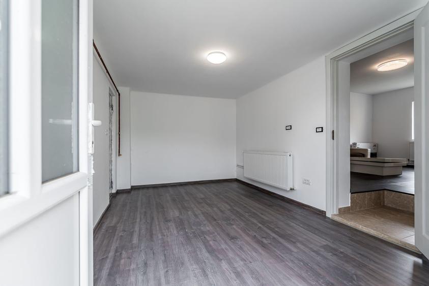 Casa cu potential multiplu cu teren generos pe strada Dunarii