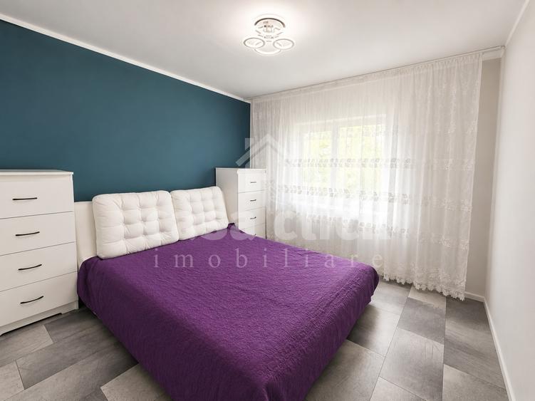 Apartament 3 camere decomandat, etaj 3 – Piața Centrală