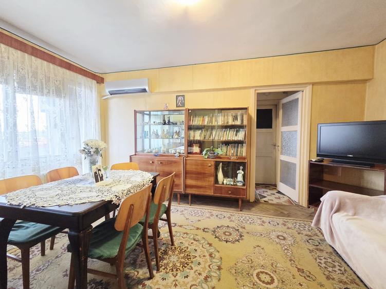 Apartament cu 3 camere ZONA ZERO 60 mp LIBER