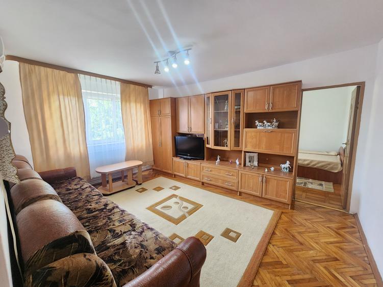 Vand apartament in zona Blascovici comision zero