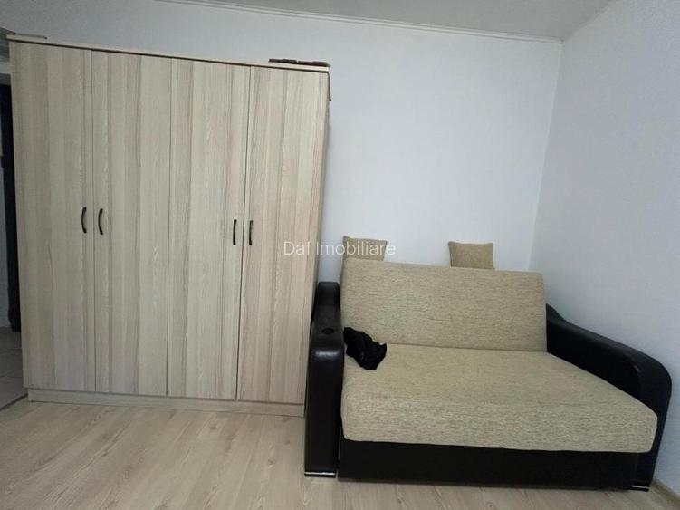 330 euro -garsoniera 32mp-centrala proprie -metrou aproape - 7