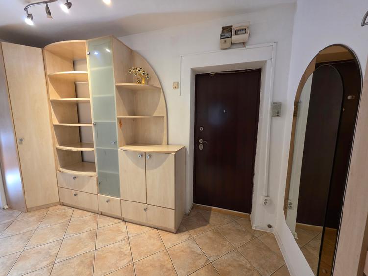 Apartament cu 2 camere de inchiriat in zona Drumul Taberei metrou Favorit