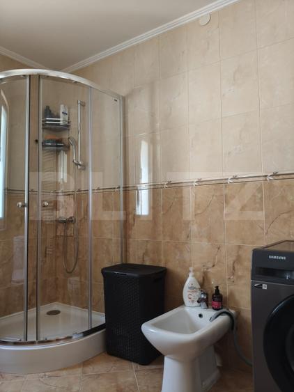 Casa cu 5 camere, suprafata utila 208 mp, loc. Halmeu