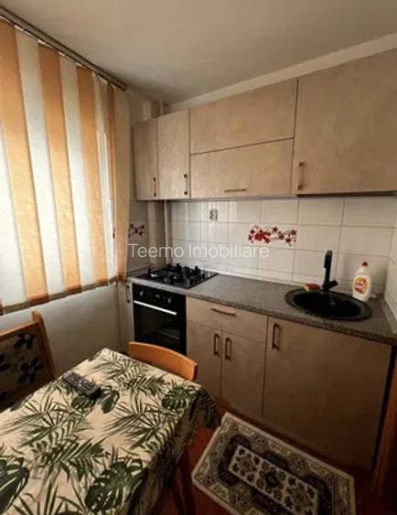 Garsoniera, decomandata, 36 mp, aer conditionat, metrou aproape, Lujerului