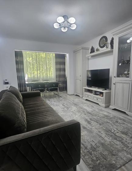 Apartament 2 camere , decomandat , Tomis Nord - Cismelei - Sat Vacanta
