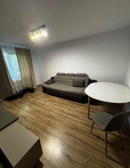 DNB Imobiliare vă propune spre închiriere un apartament cu 3 camere