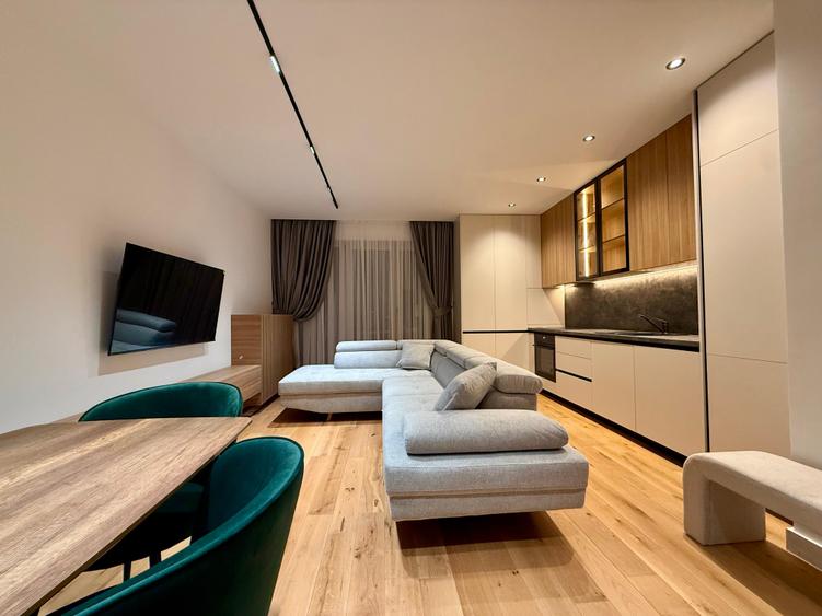 Apartament 3 camere de închiriat | Parcare subterana | Lebada Lake Residence