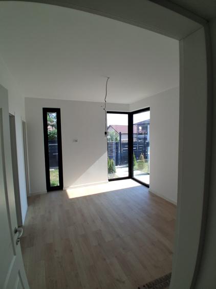 Casa parter Miroslava cod 163009 tel 0731226666