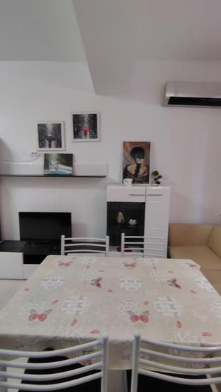 Mamaia Nord - apartament cu 2 camere mobilat si utilat - pe partea cu marea