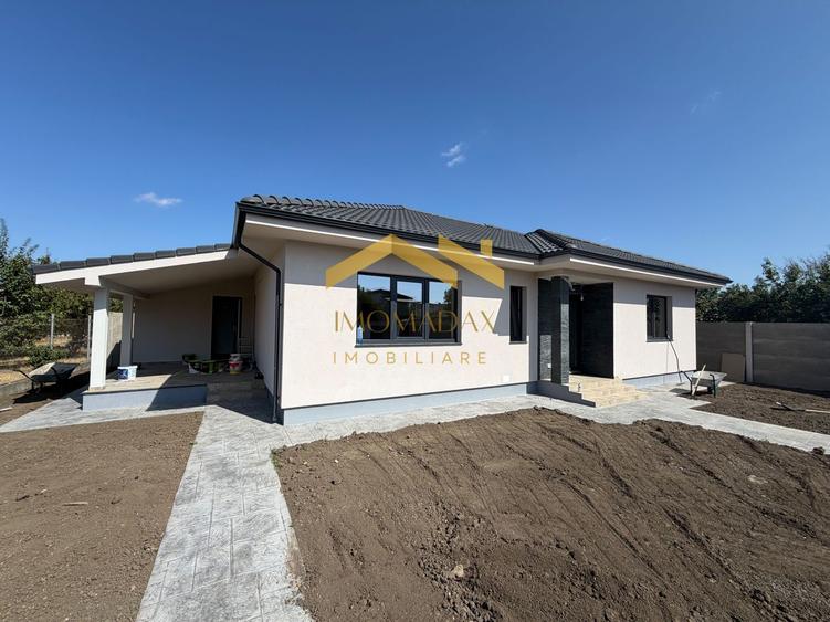 -Casa individuală -4 camere -2 băi -