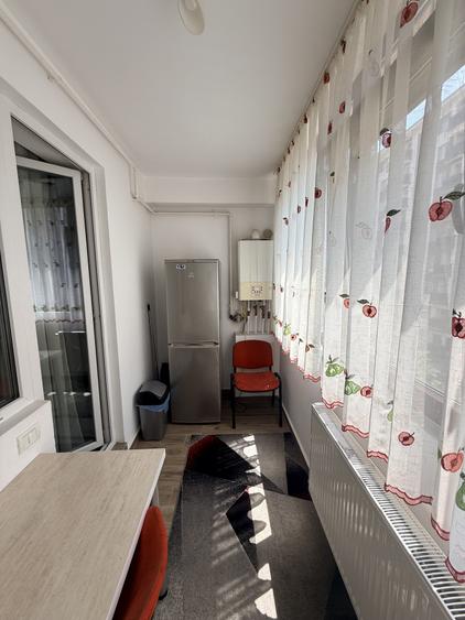Inchirierz Garsoniera  Militari Residence strada Tineretului