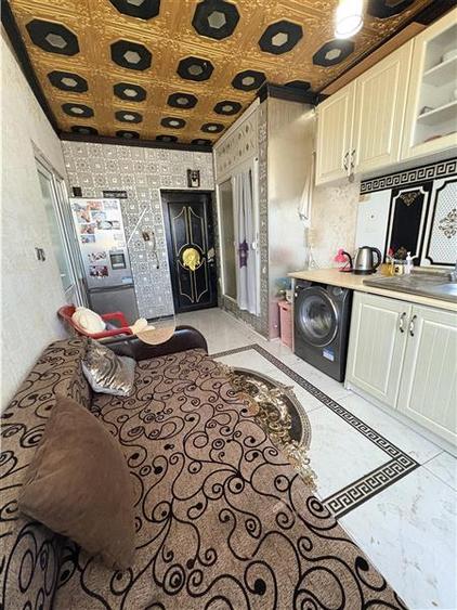 Garsoniera Spatioasa | Etaj Intermediar | Zona Palas