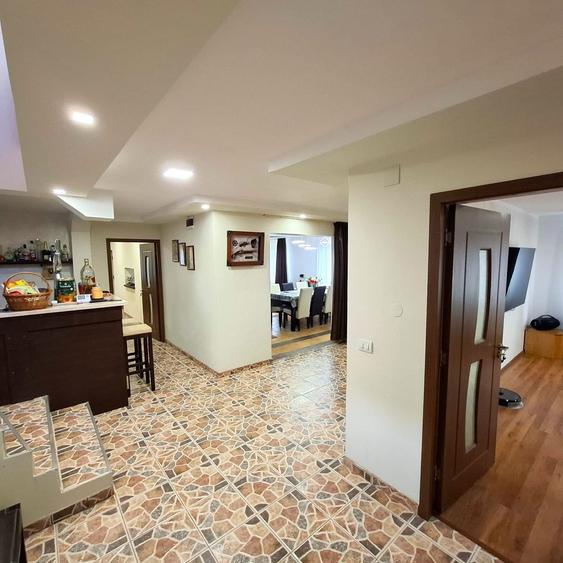 Casă de vânzare construcție 2015