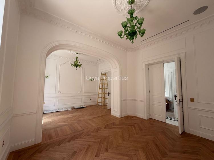 Eminescu | Piata Romana | Vila reprezentativa complet renovata - 3