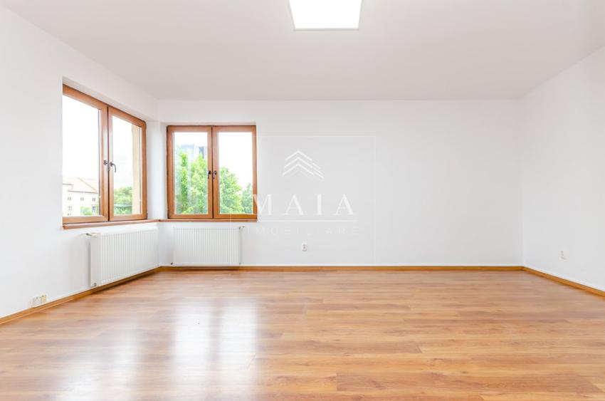 Spatiu Calea Dumbravii-Mihai Viteazu, 130 mp, cu parcare privata