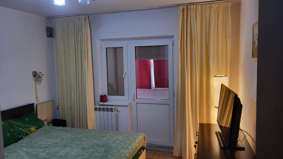 Apartament 3 camere cu balcon inchis, situat la et. 3/3 in Focsani, jud. Vrancea
