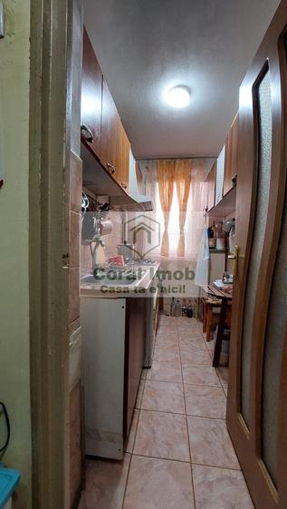 Vanzare apartament 2 camere COLENTINA/DOAMNA GHICA