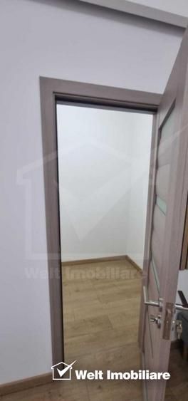 Apartament 2 camere balcon si parcare , la intrare in Floresti