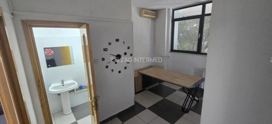 Ultracentral - Bd. Mamaia, spatiu ideal birouri, 252 mp., etaj 1 - 9