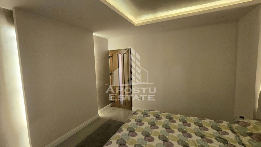 Apartament de vanzare cu 4 camere, 2 bai, etaj intermediar, Aradului
