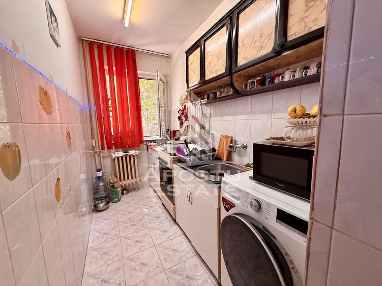 Apartament cu 2 camere de vanzare, zona Sagului, Timisoara
