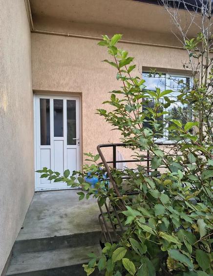 De vânzare casă cu teren 770 mp, în Dâmbul Rotund