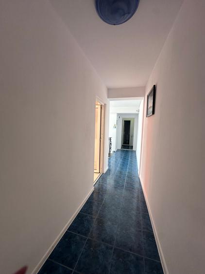 Spatiu comercial la casa - Tomis II - 2.000 euro/luna (pret fix)