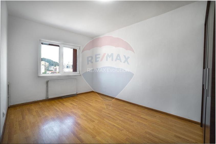 Apartament cu 4 camere de inchiriat |2 BAI | RACADAU| COMISION 0% - 13