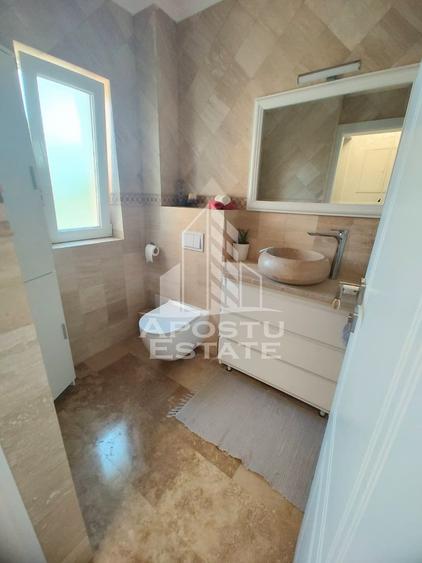Casa individuala, 5 camere , 3 bai,2 balcoane ,acces auto, Braytim