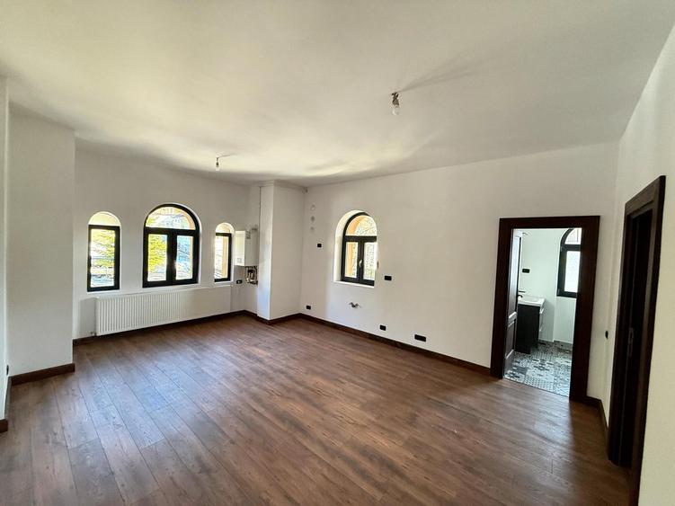 Apartament de vacanta VANDUT - (AP 7 )