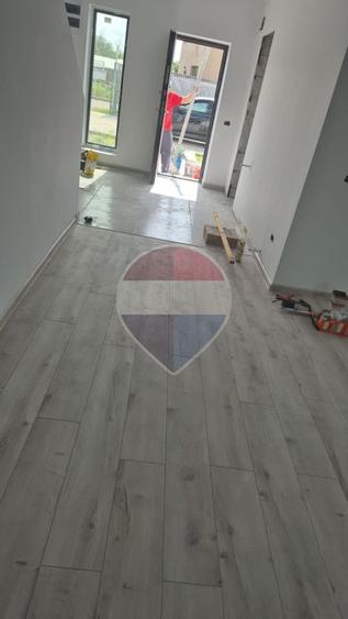 Casa/Duplex de vânzare în Bolintin-Deal