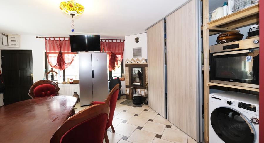 Vanzare casa la munte langa padure in Cheia judetul Prahova