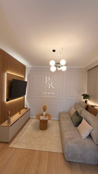 Apartament 3 Camere, LUX, 55 mp, lift, garaj, panoramic, zona Eroilor!