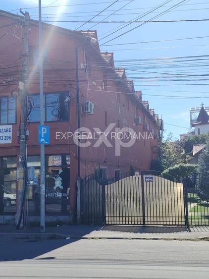 Hotel Ava de vanzare 903 mp surafata desfasurata Ultracentral, Targoviste tudor - 2