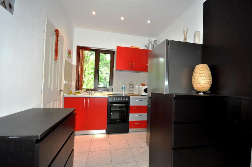 Inchiriere apartament 2 camere in vila, curte, Cotroceni Arenele BNR