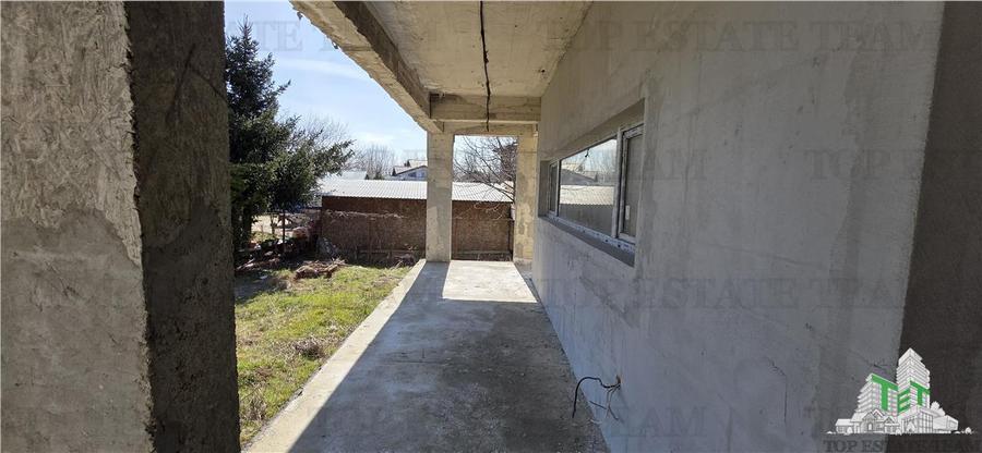 Domnesti - Oportunitate investitie/ Teren 1.643 mp + casa la gri 476mp/ pozitie