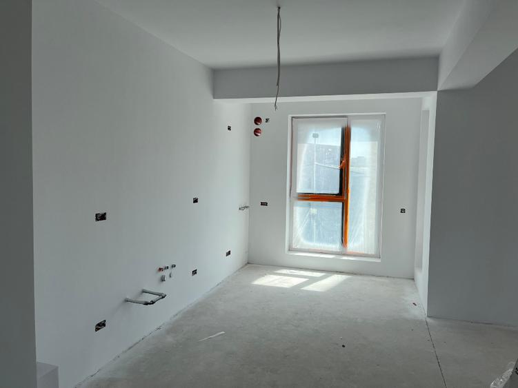 APARTAMENT 3 CAMERE CU TERASA 100 MP ! Bloc Nou Splaiul Unirii,Delta Văcaresti