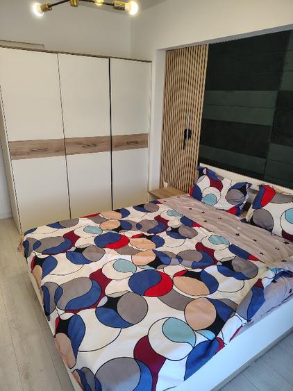Proprietar vand ap cu 3 camere, etaj 1, bloc 2022, centrala proprie, 88 mp