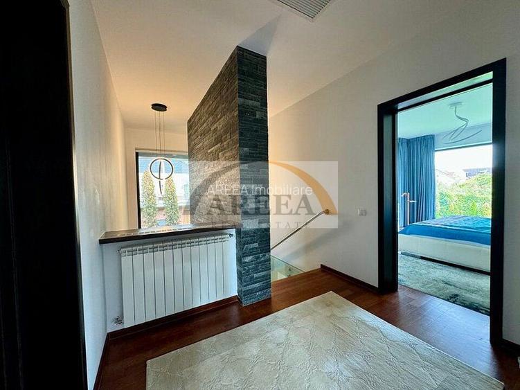 Vila lux de vanzare in cel mai dorit complex din Erou Iancu Nicolae-locatie rara - 26