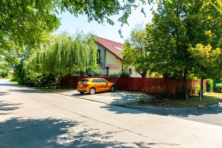 Vila de colt de vânzare în Corbeanca | Paradisul Verde - 3